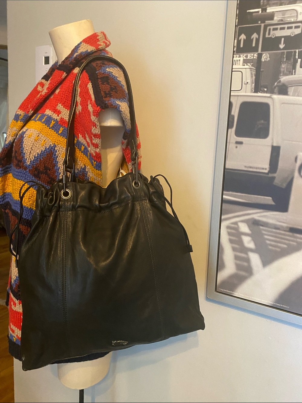 Vintage Burberry Leather Slouchy shoulder  Tote  bag